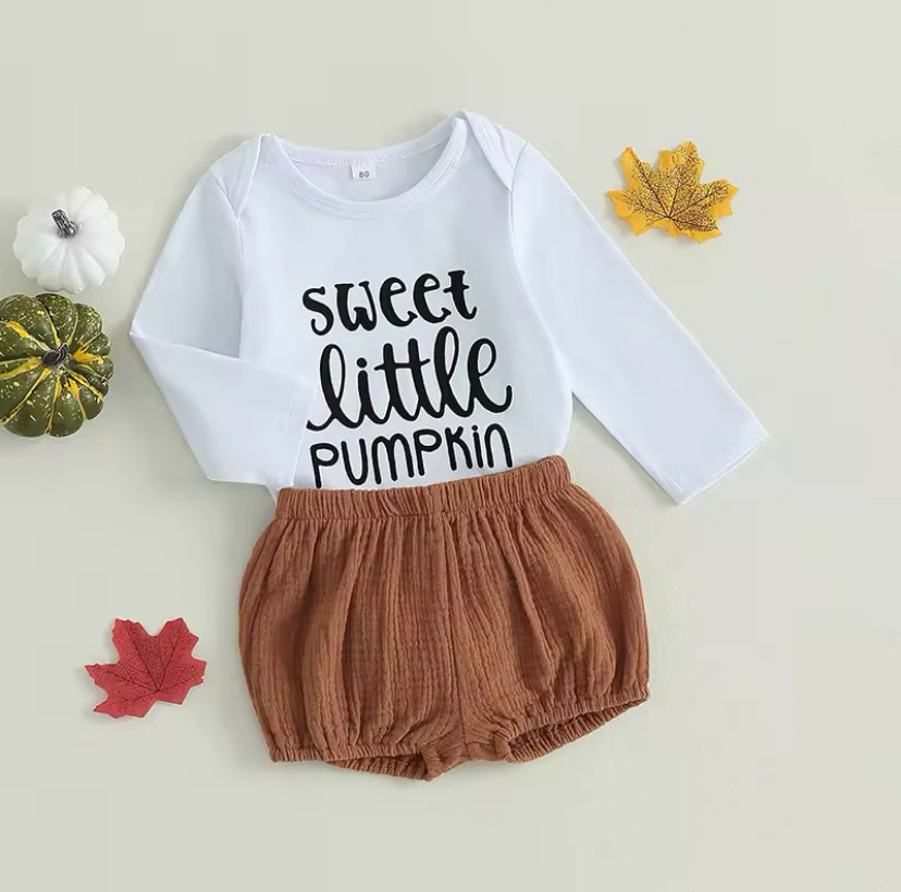 Sweet Little Pumpkin Set